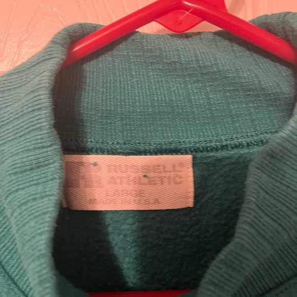 Women’s Vintage Russell Crewneck - Picture 2 of 2